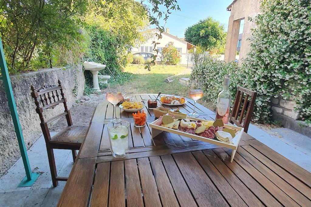 Interlude Villa LʼIsle-sur-la-Sorgue Eksteriør billede